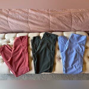 3 Pair Old Navy Maternity Powersoft 7/8 leggings Size S